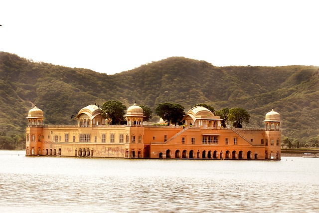 Lifetime Experience to Jal Mahal Tour from Jaipur