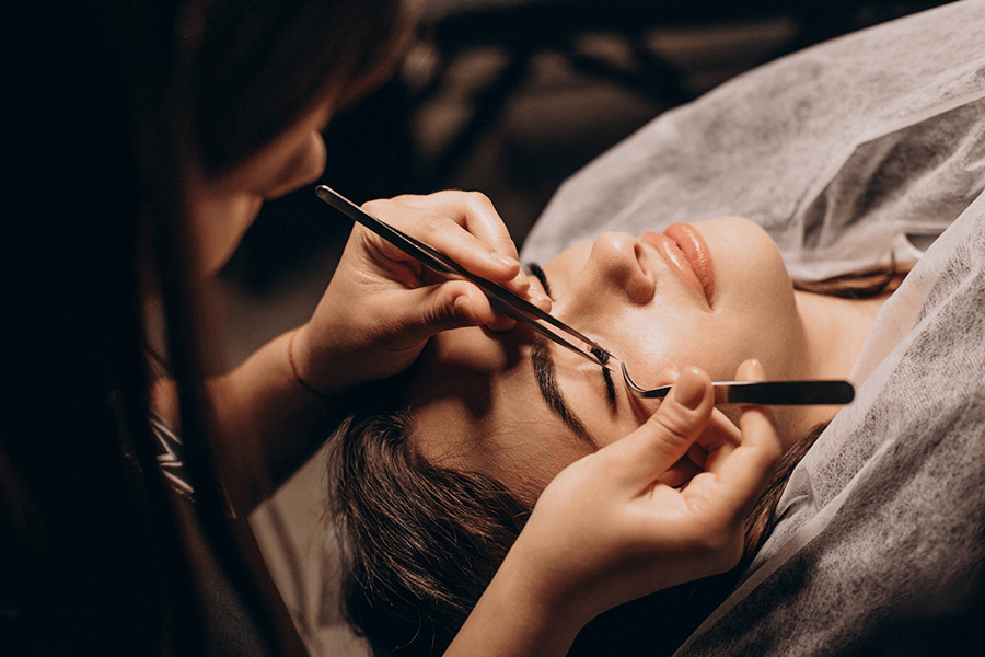 Different Types of Eyelash Extensions and Their Benefits