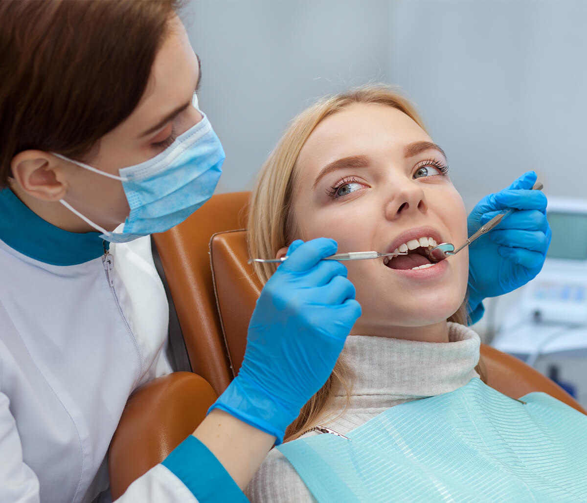 Advantages of Cosmetic Bonding: What Is the Cost of Enhancing Your Smile?