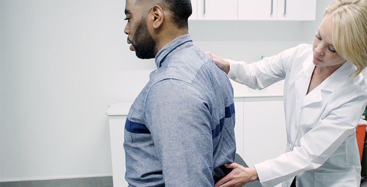 What Are the Advantages of Visiting a Back Pain Doctor in NJ for Chronic?