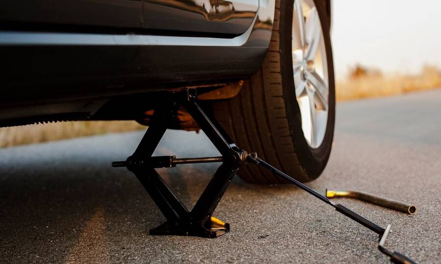 car recovery near me - ServiceMyCar