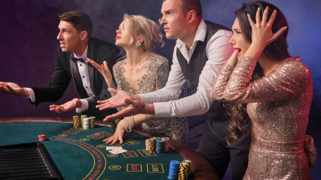 Klúbbbar Svartlitað sauðfé prufa Spilaðu ókeypis Hafnir frá High com