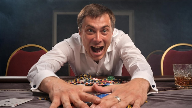 Plusy i minusy korzystania z Big Clash Casino dla graczy i miłośników gier hazardowych